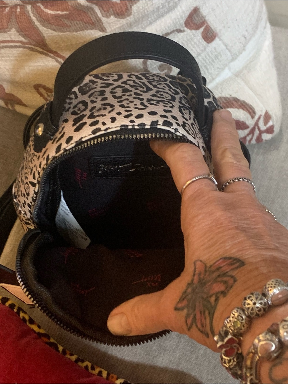 Betsey Johnson Small Puppy Backpack - Picture 4 of 7